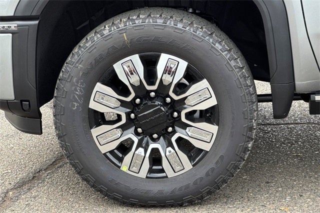 2026 GMC Sierra 2500HD Denali