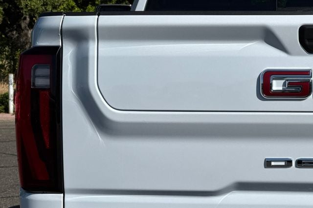 2026 GMC Sierra 2500HD Denali
