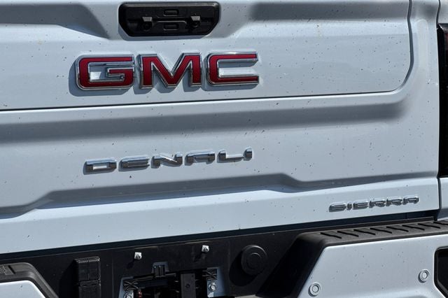 2026 GMC Sierra 2500HD Denali