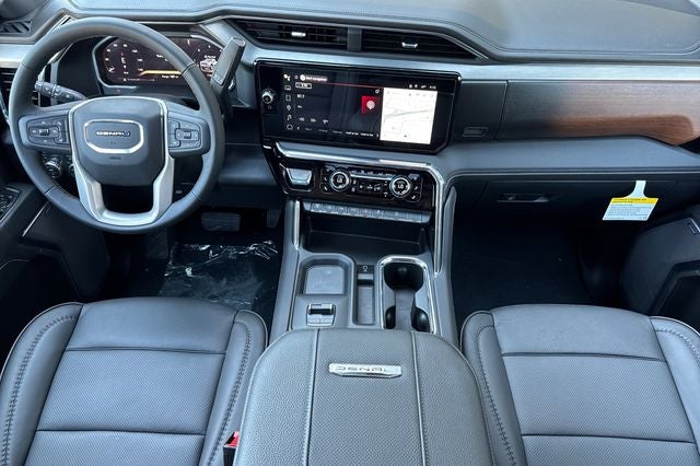 2026 GMC Sierra 2500HD Denali