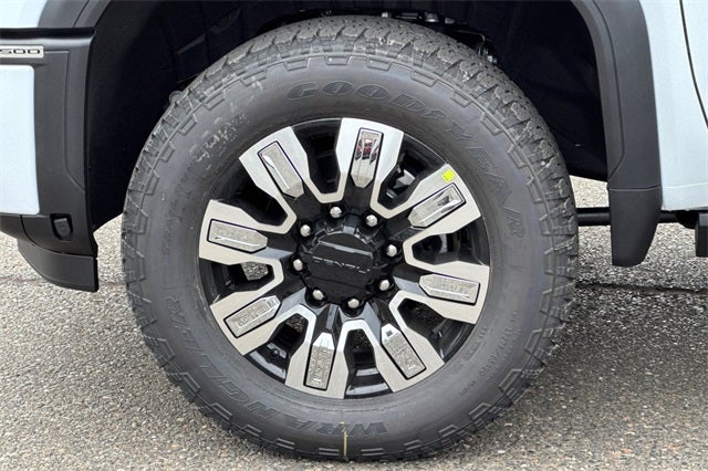 2026 GMC Sierra 2500HD Denali