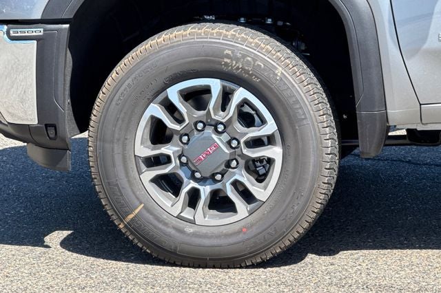 2026 GMC Sierra 3500HD SLT