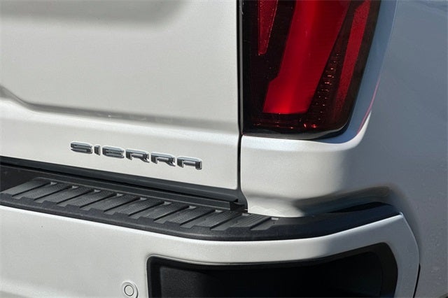 2025 GMC Sierra 3500HD Denali