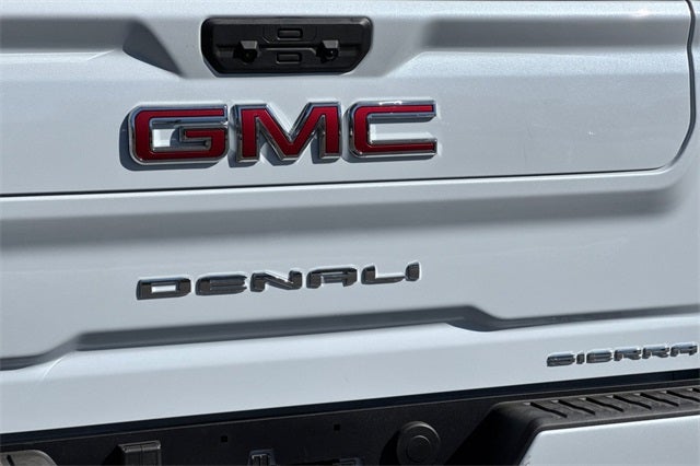 2026 GMC Sierra 3500HD Denali