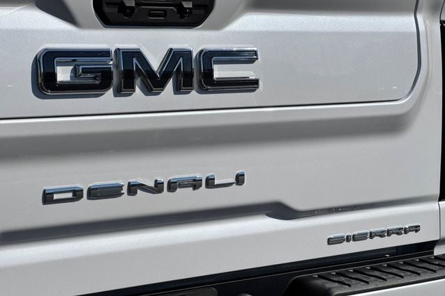 2025 GMC Sierra 2500HD Denali Ultimate