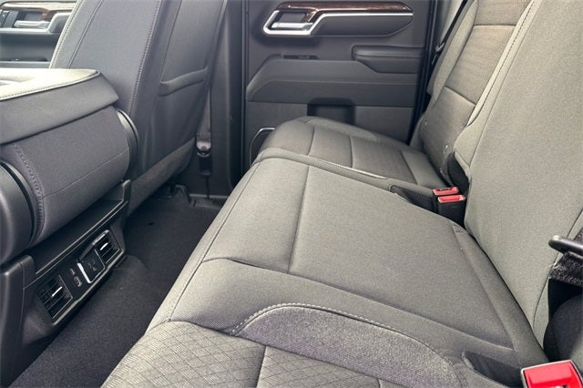 2026 GMC Sierra 2500HD SLE