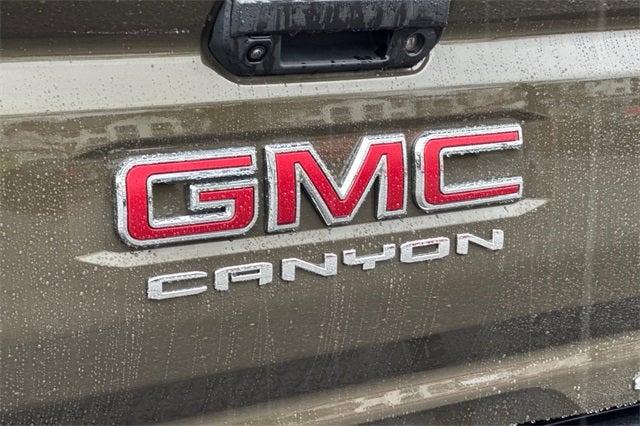 2025 GMC Canyon AT4