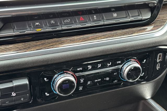 2025 GMC Sierra 1500 Elevation