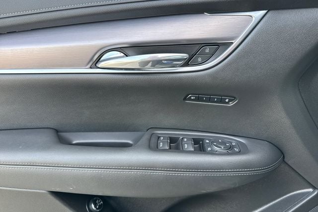 2023 Cadillac XT6 Luxury