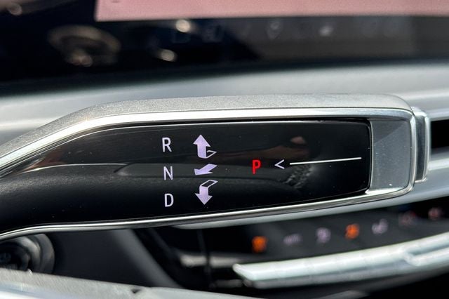 2024 Cadillac LYRIQ Sport