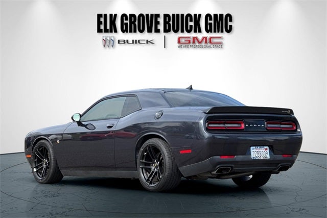 2017 Dodge Challenger R/T