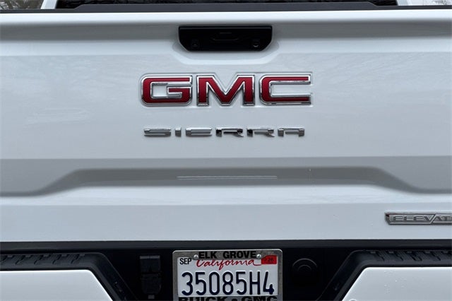 2025 GMC Sierra 1500 Elevation