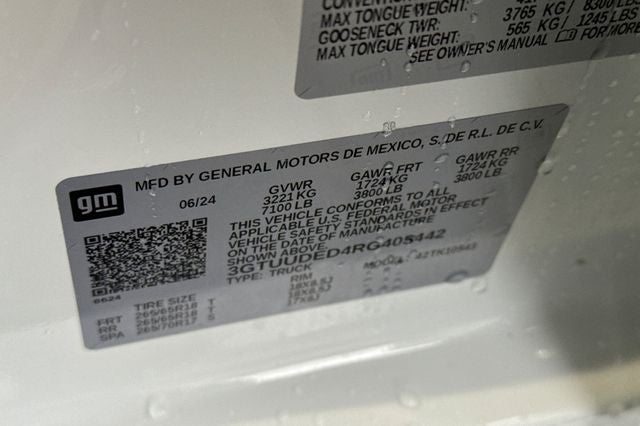 2024 GMC Sierra 1500 SLT