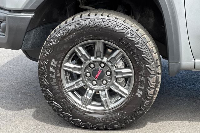 2024 GMC Sierra 1500 AT4X