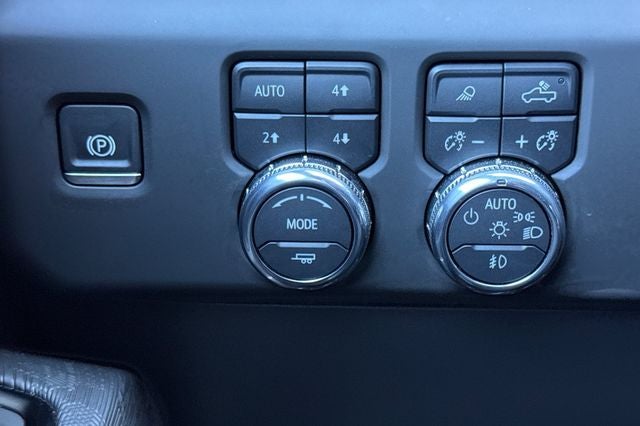 2025 GMC Sierra 1500 AT4X