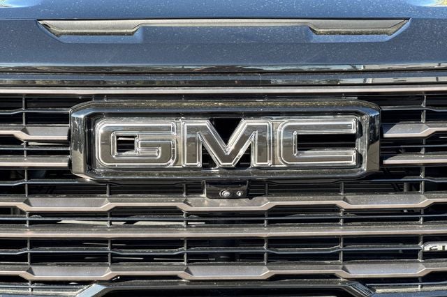 2025 GMC Sierra 1500 AT4X