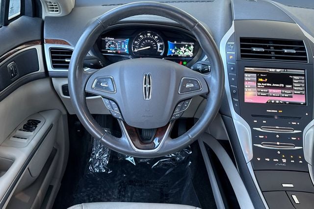 2016 Lincoln MKZ Hybrid Base