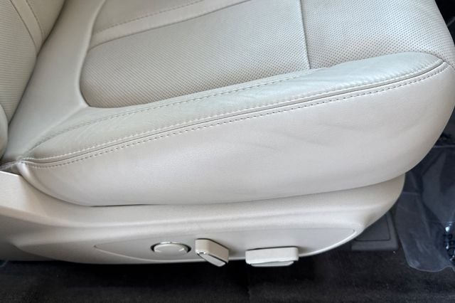 2016 Lincoln MKZ Hybrid Base