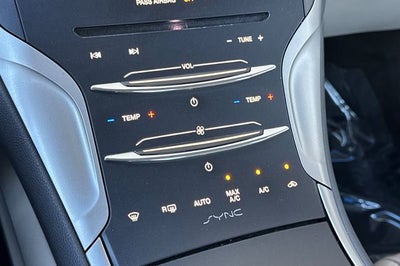 2016 Lincoln MKZ Hybrid Base