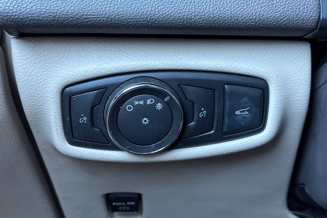 2016 Lincoln MKZ Hybrid Base