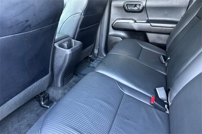 2022 Toyota Tacoma Limited V6