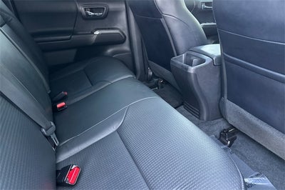 2022 Toyota Tacoma Limited V6