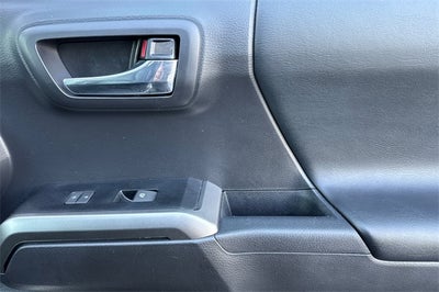 2022 Toyota Tacoma Limited V6