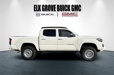 2022 Toyota Tacoma Limited V6