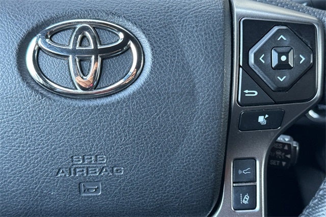 2022 Toyota Tacoma Limited V6