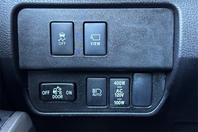 2022 Toyota Tacoma Limited V6