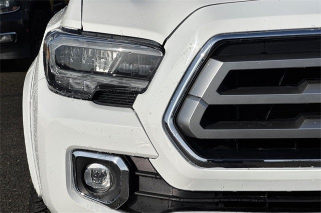 2022 Toyota Tacoma Limited V6
