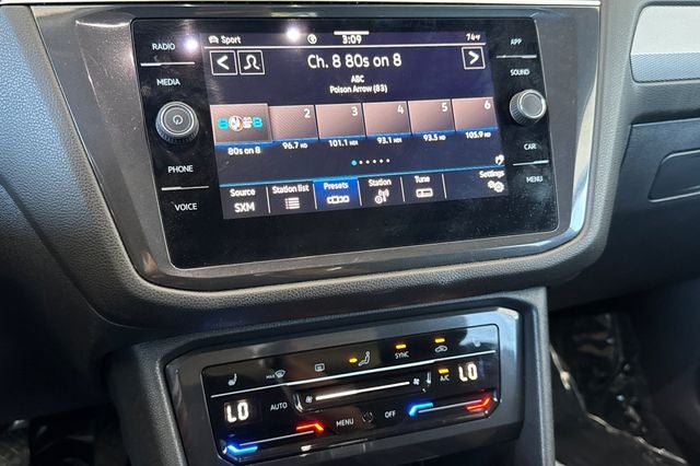 2024 Volkswagen Tiguan 2.0T SE
