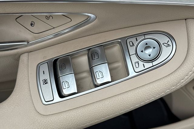 2016 Mercedes-Benz C-Class C 300