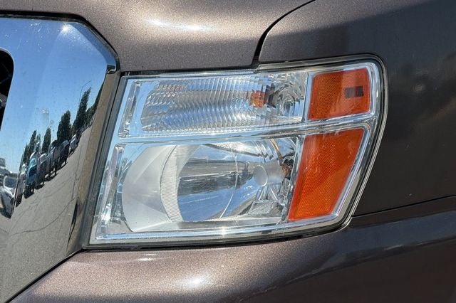2019 Nissan NV Passenger SL