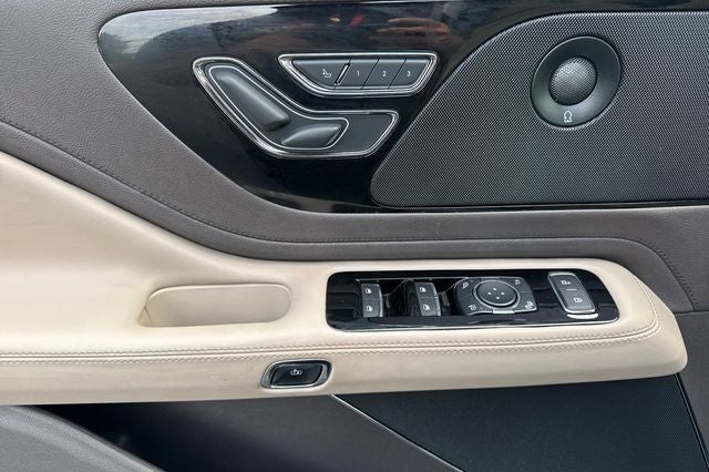 2022 Lincoln Aviator Reserve Premium