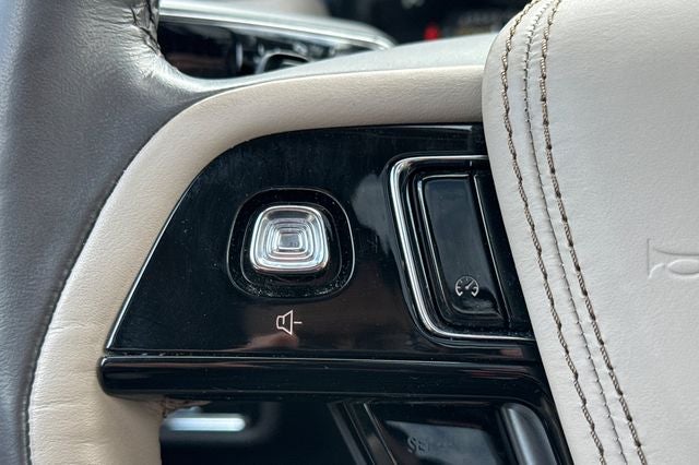2022 Lincoln Aviator Reserve Premium