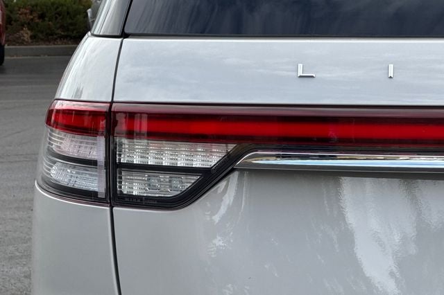 2022 Lincoln Aviator Reserve Premium