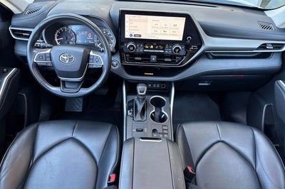 2023 Toyota Highlander XLE