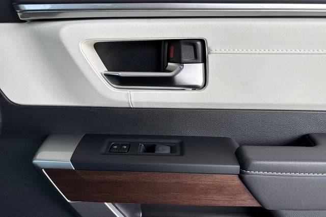 2025 Toyota Tundra Hybrid Capstone