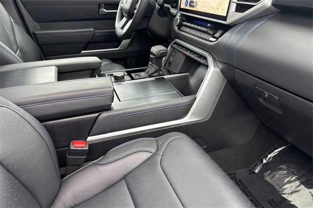 2025 Toyota Tundra Hybrid Platinum