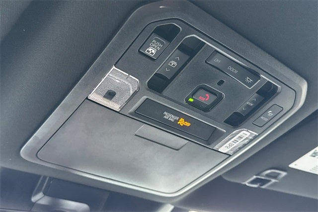 2025 Toyota Tundra Hybrid Platinum