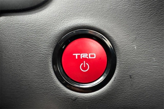 2025 Toyota Tundra Hybrid Platinum