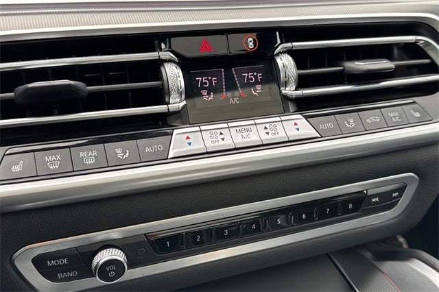 2022 BMW X6 xDrive40i