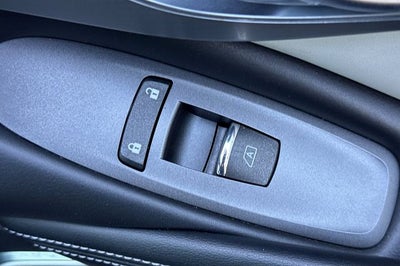 2022 INFINITI Q60 LUXE