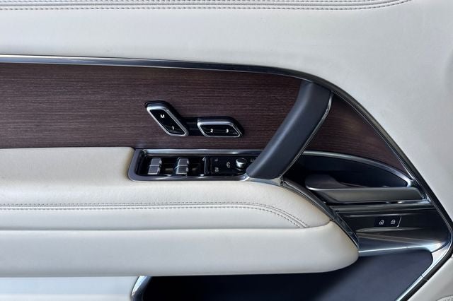 2024 Land Rover Range Rover SE LWB