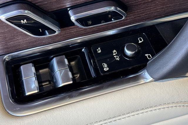 2024 Land Rover Range Rover SE LWB