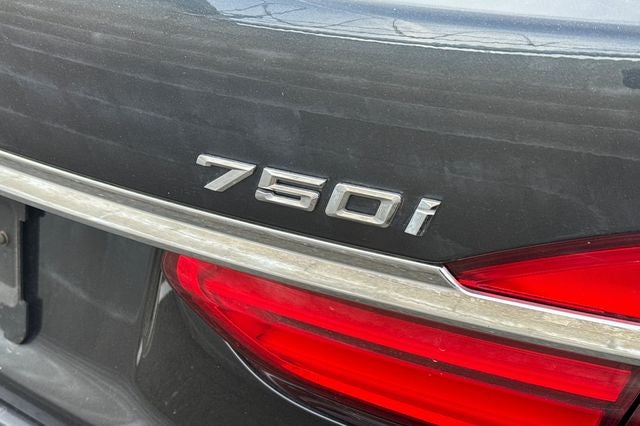 2019 BMW 7 Series 750i