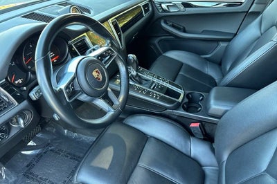 2018 Porsche Macan Base