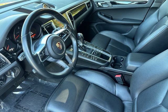 2018 Porsche Macan Base
