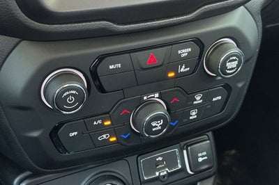 2023 Jeep Renegade Latitude